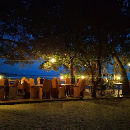 Apartment Garden Borik *