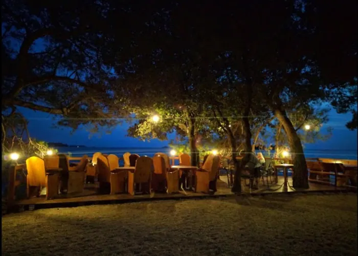 Apartment Garden Borik *